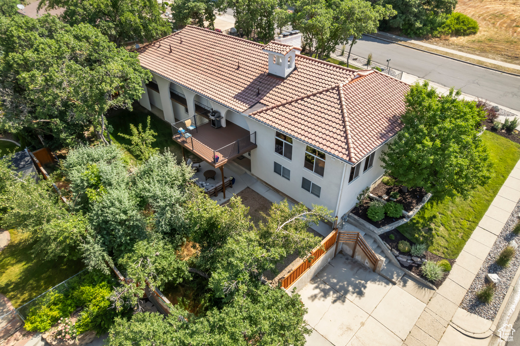 Aerial view of property and surrounding area