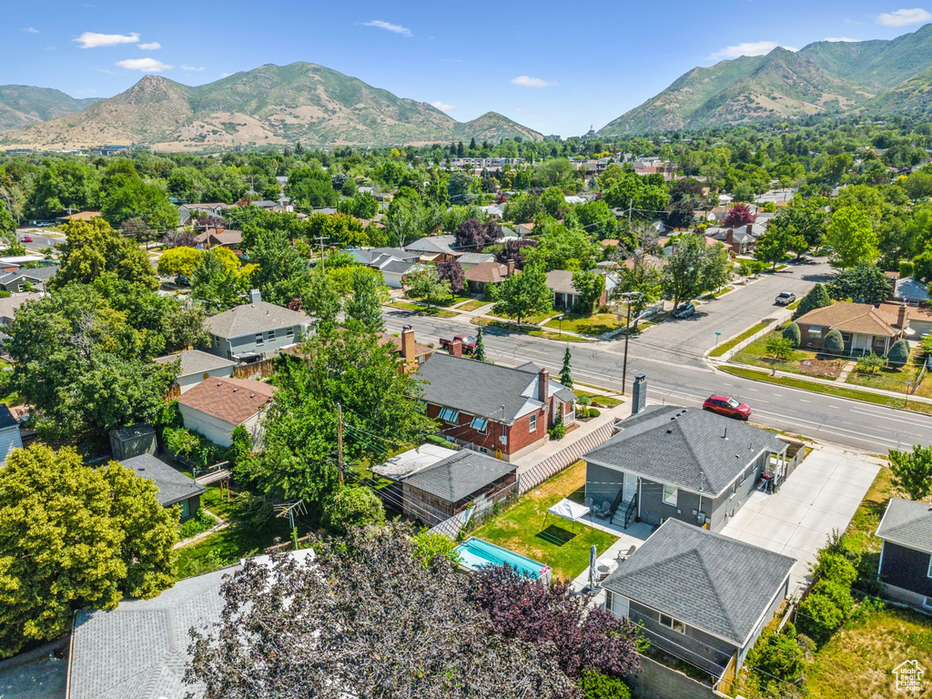 Aerial perspective of suburban area with mountains