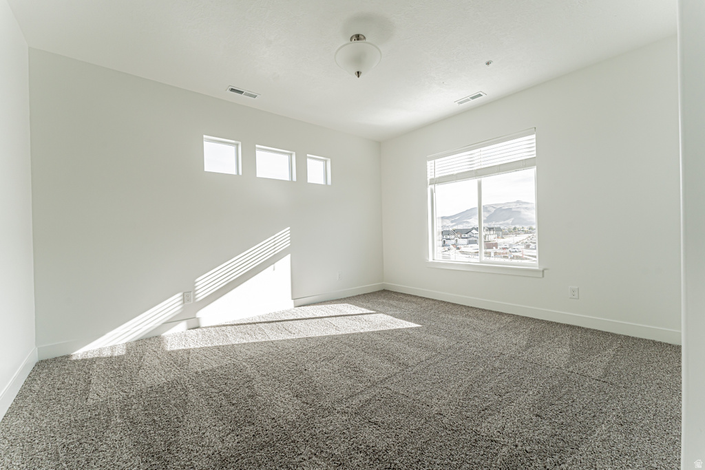 6512 W SKYLINE LOOP LN #B303 Herriman, UT 84096