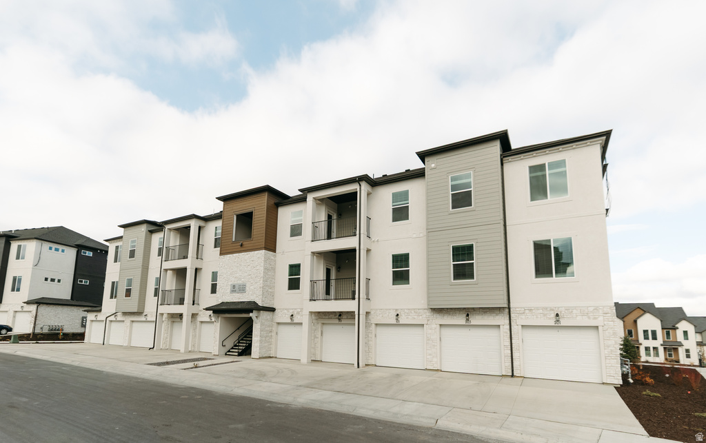 6512 W SKYLINE LOOP LN #B304 Herriman, UT 84096