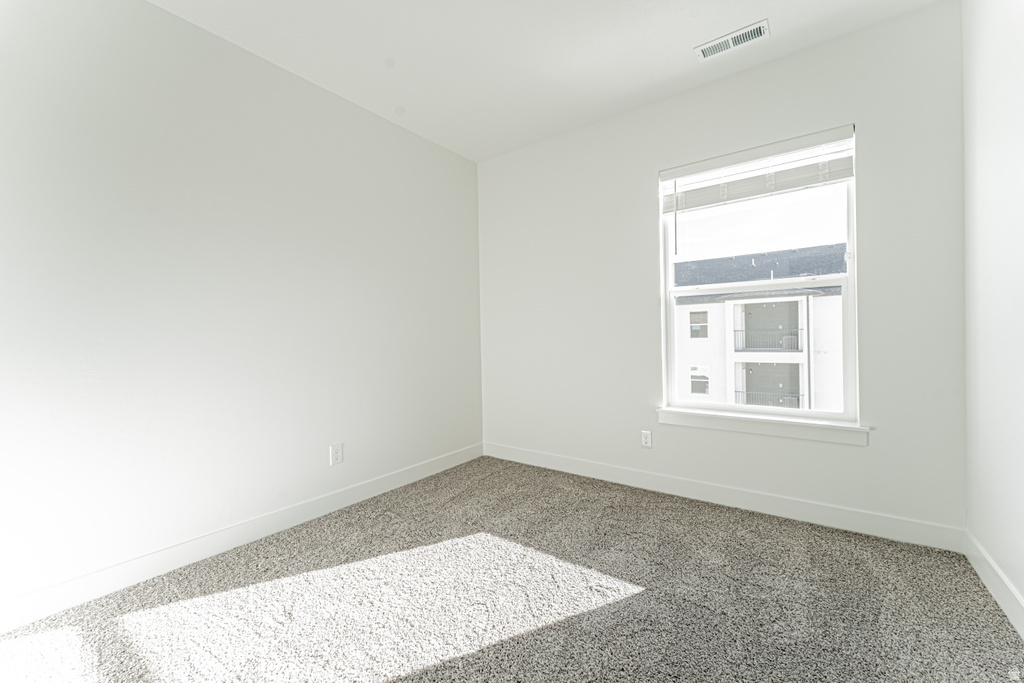 6512 W SKYLINE LOOP LN #B304 Herriman, UT 84096