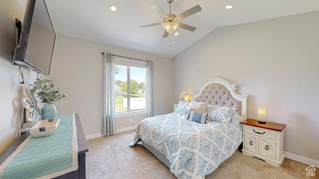 Bedroom featuring lofted ceiling, light carpet, recessed lighting, and ceiling fan