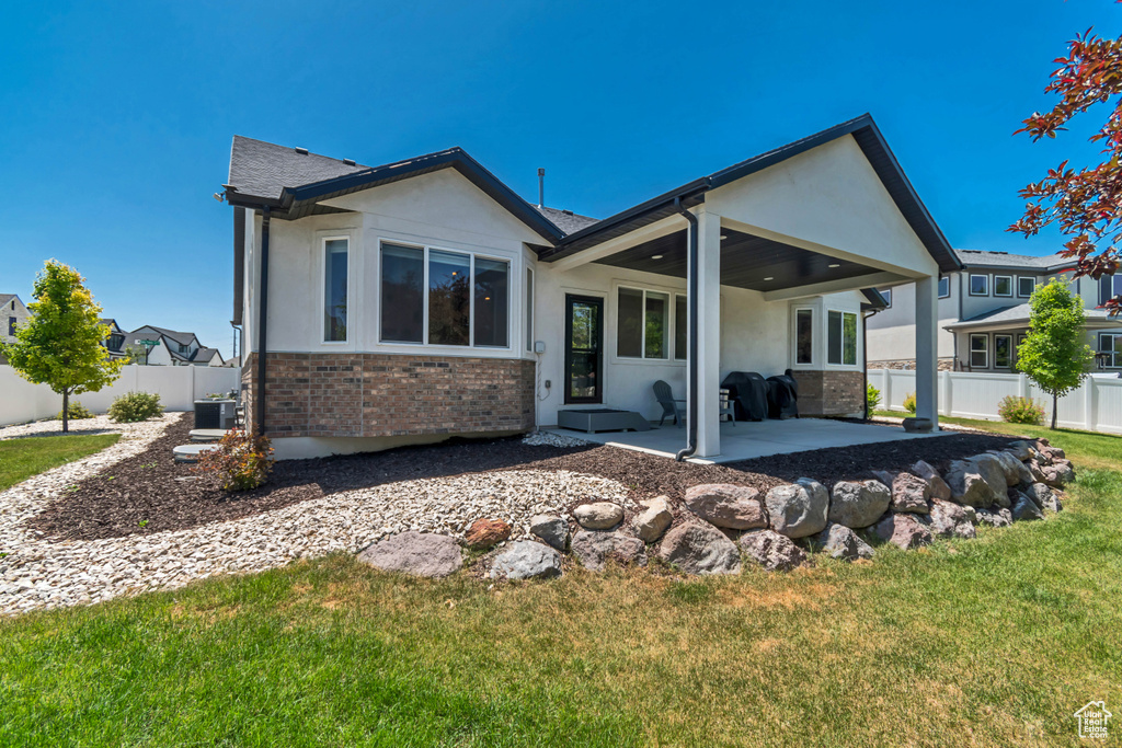 992 W EMILY FRANCIS CIR South Jordan, UT 84095