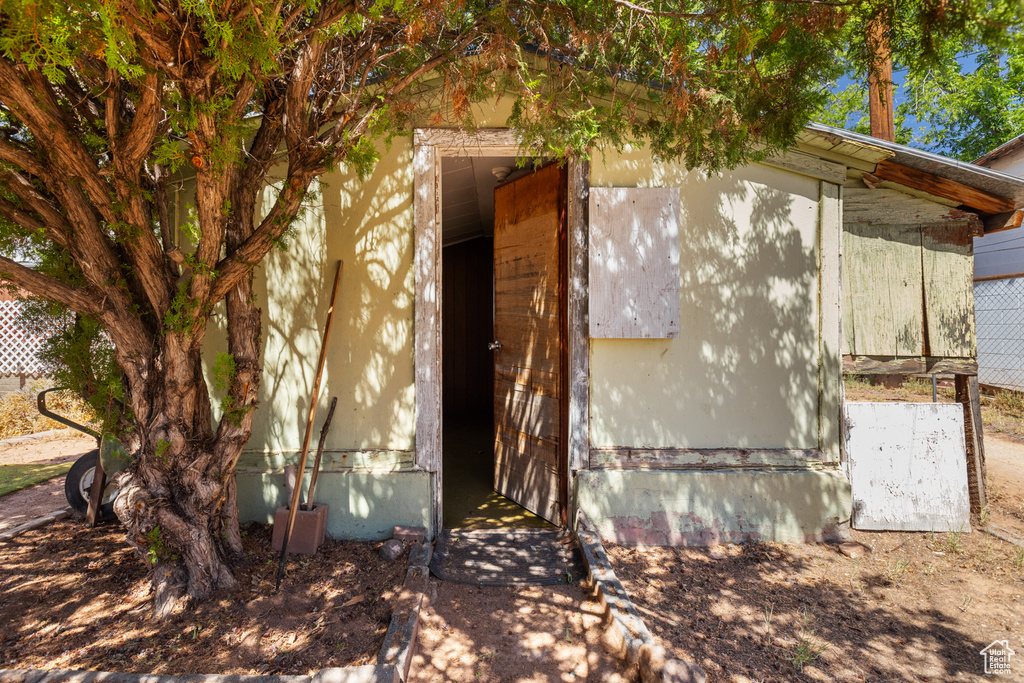 View of side of home