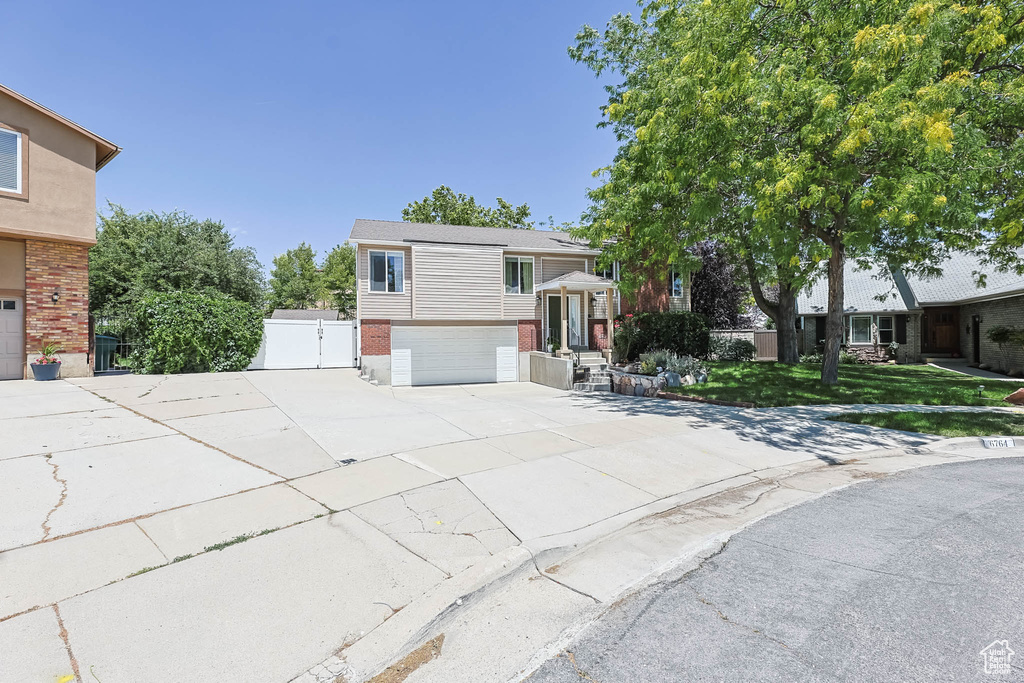 6764 S 1600 W West Jordan, UT 84084