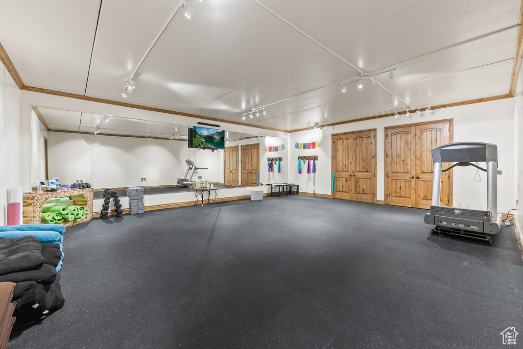 Garage with baseboards