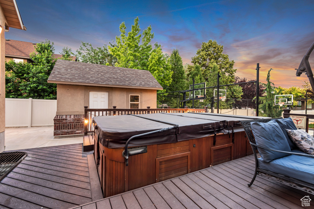 Deck with a hot tub