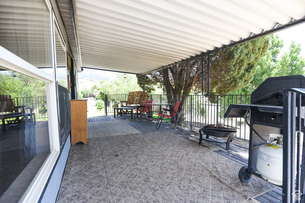 93 N SHERMAN ST Stockton, UT 84071
