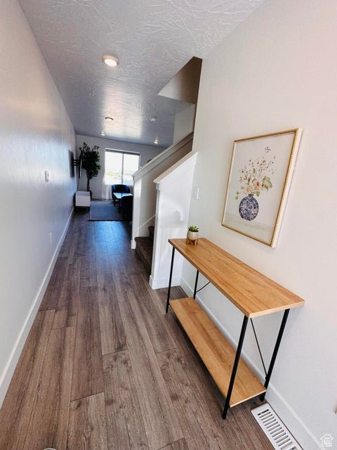 Photo 13 for MLS #2093563 at 2944 W Ezra Dr