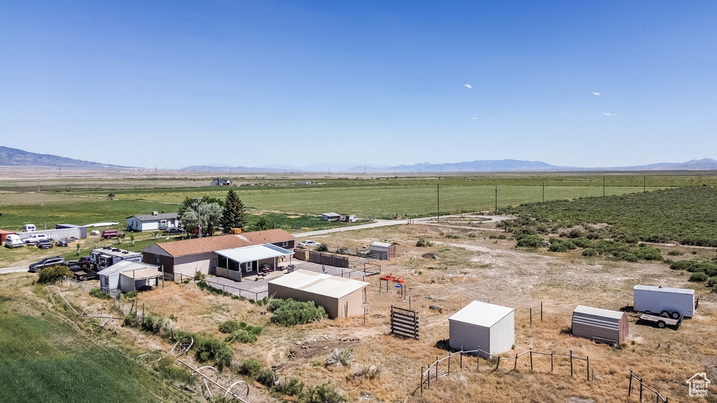 Aerial view of sparsely populated area featuring mountains