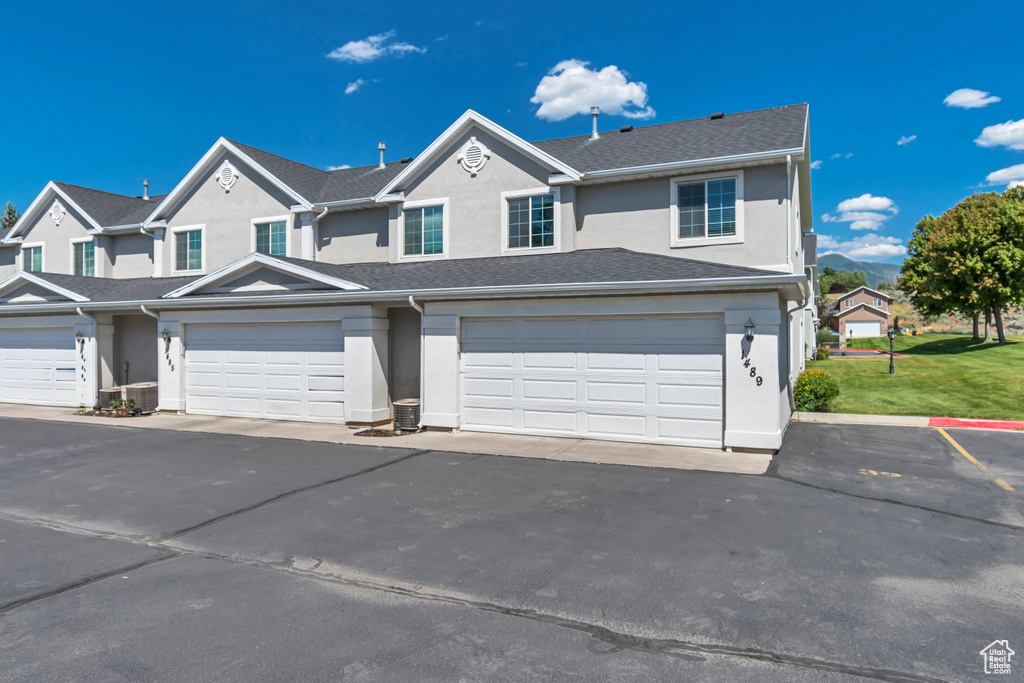 Multi unit property featuring stucco siding