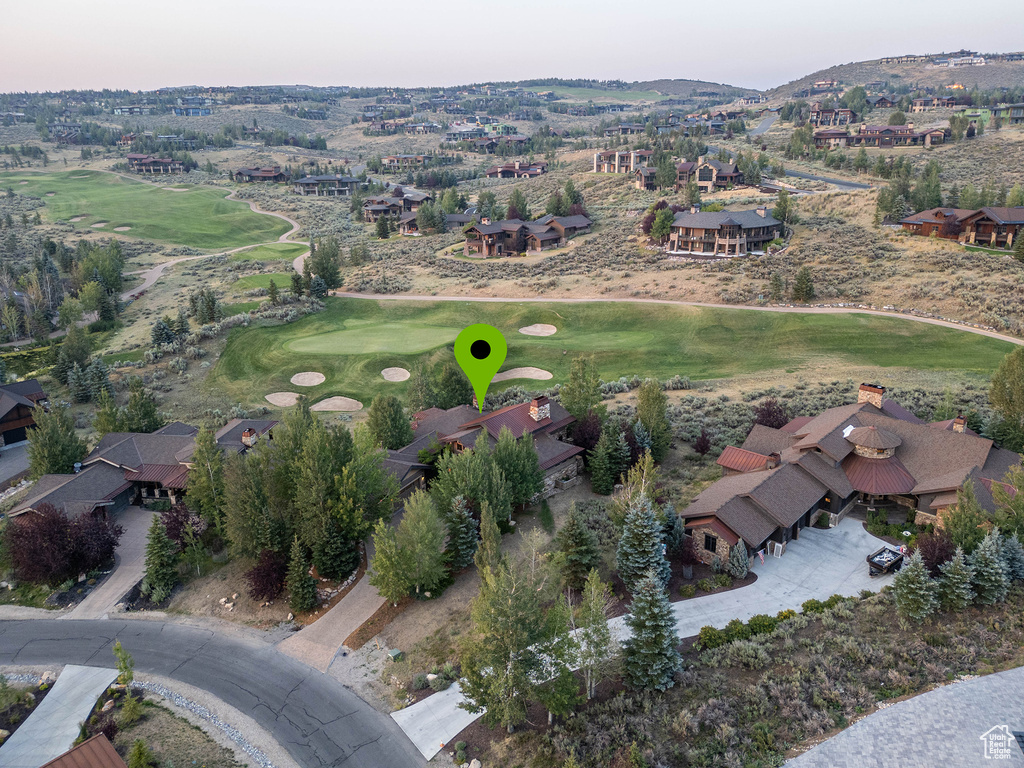 Aerial overview of property\\\\\\\\\\\\\\\\\\\\\\\\\\\\\\\'s location with a golf club and nearby suburban area