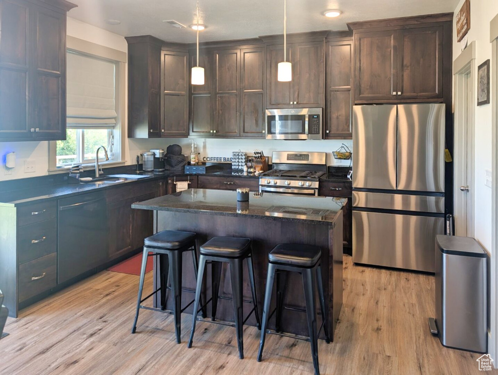 1991 REDTAIL CIR Wellsville, UT 84339