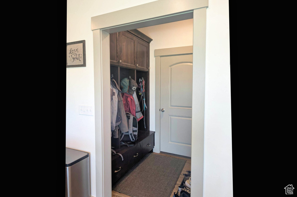 1991 REDTAIL CIR Wellsville, UT 84339