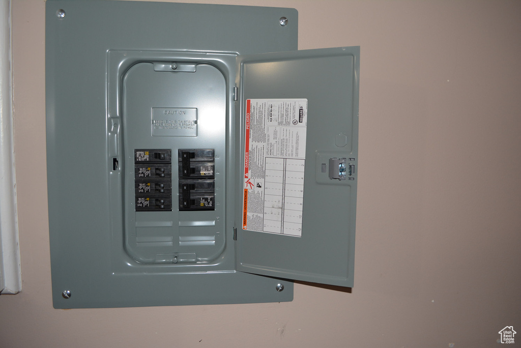 3366 S HOGAN ST West Valley City, UT 84119