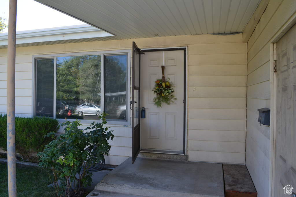 3366 S HOGAN ST West Valley City, UT 84119