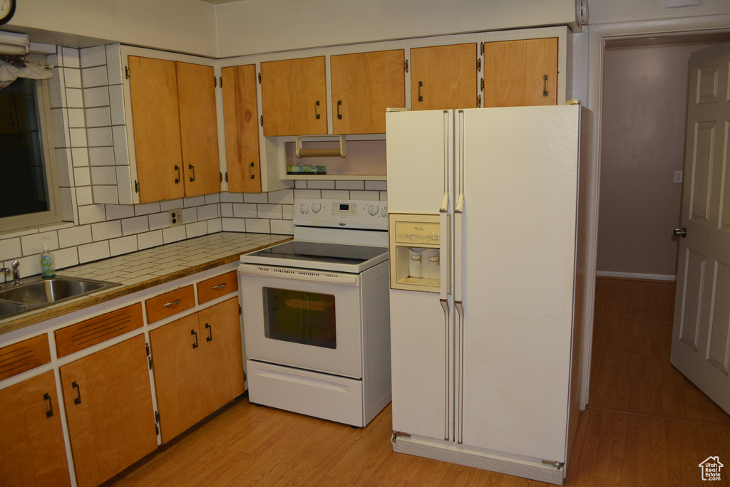 3366 S HOGAN ST West Valley City, UT 84119