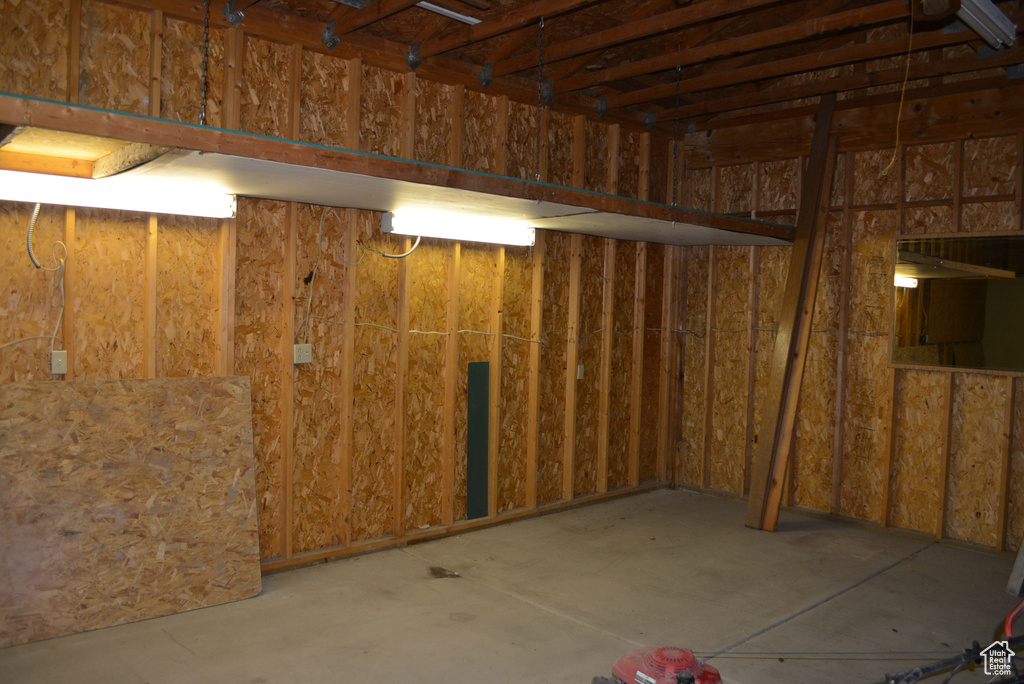 3366 S HOGAN ST West Valley City, UT 84119
