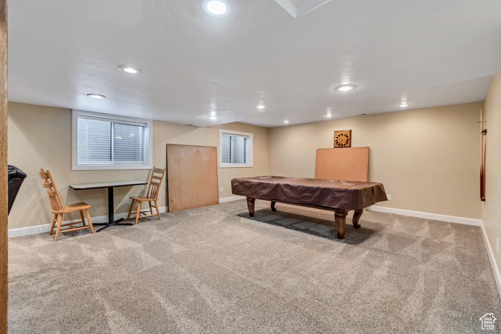 Recreation room featuring billiards, carpet, and recessed lighting