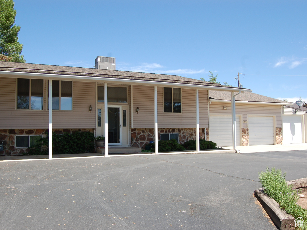 498 W WEBER RD Oakley, UT 84055
