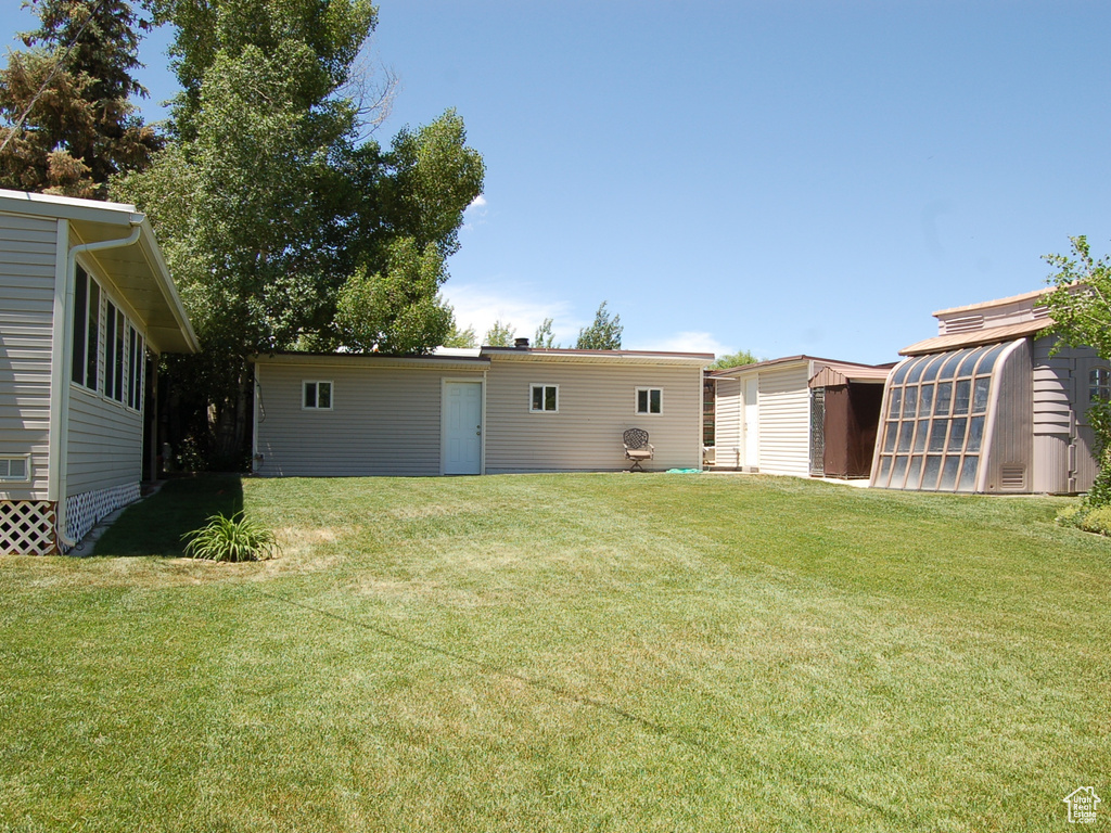 498 W WEBER RD Oakley, UT 84055