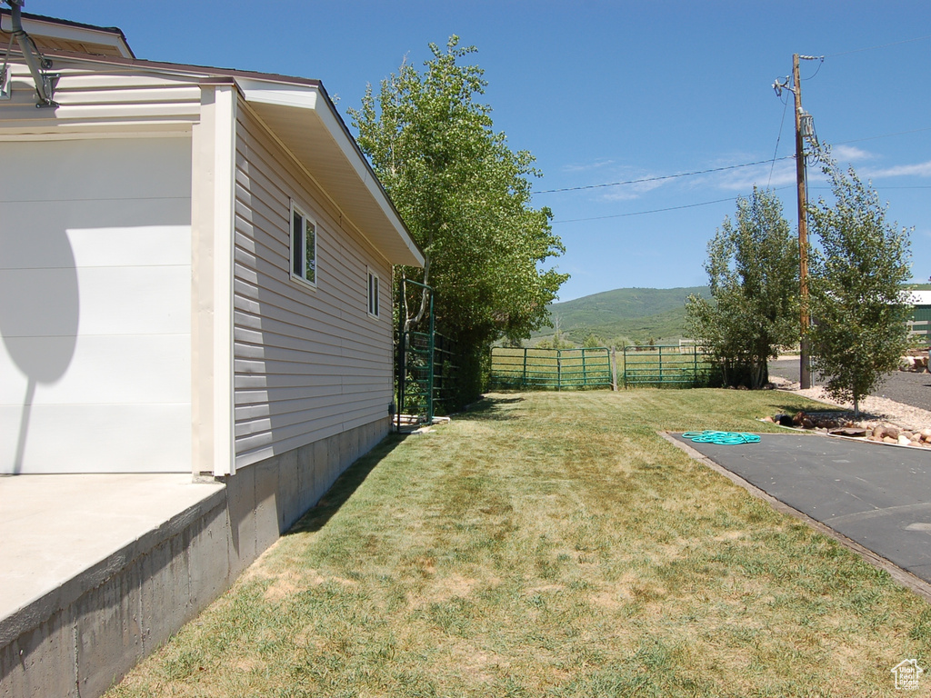 498 W WEBER RD Oakley, UT 84055
