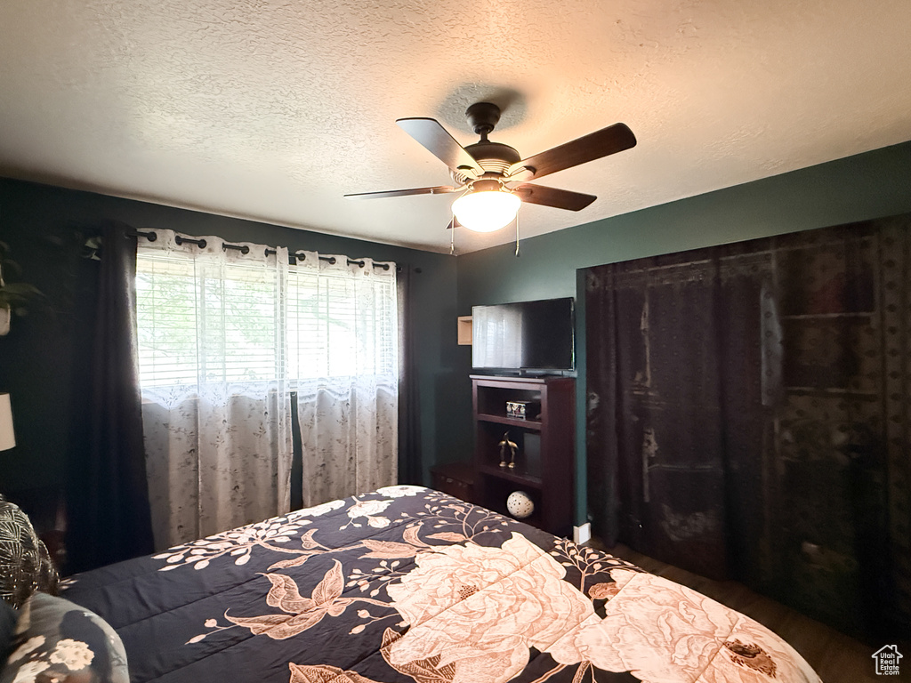 5271 S 575 W Riverdale, UT 84405