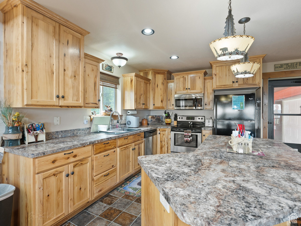 9070 COUGAR RD Lava Hot Springs, ID 83246