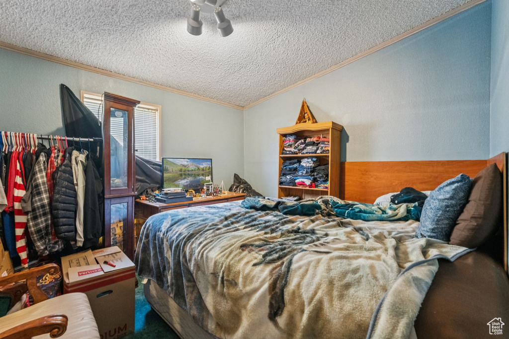 Photo 11 for MLS #2093651 at 1569 W Indian Summer Dr