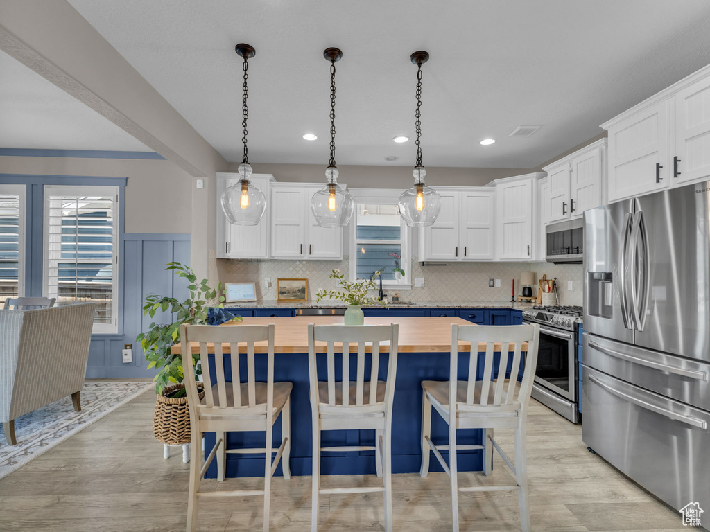 10298 S OTTER TRAIL DR South Jordan, UT 84095