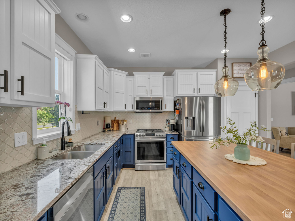 10298 S OTTER TRAIL DR South Jordan, UT 84095