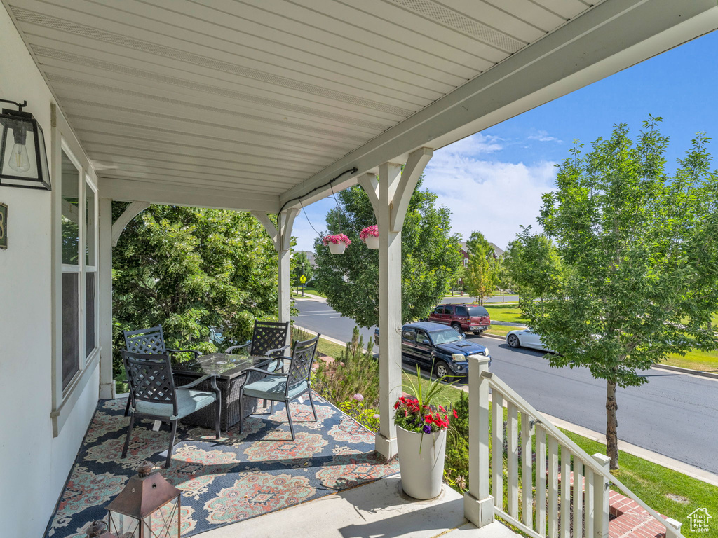 10298 S OTTER TRAIL DR South Jordan, UT 84095