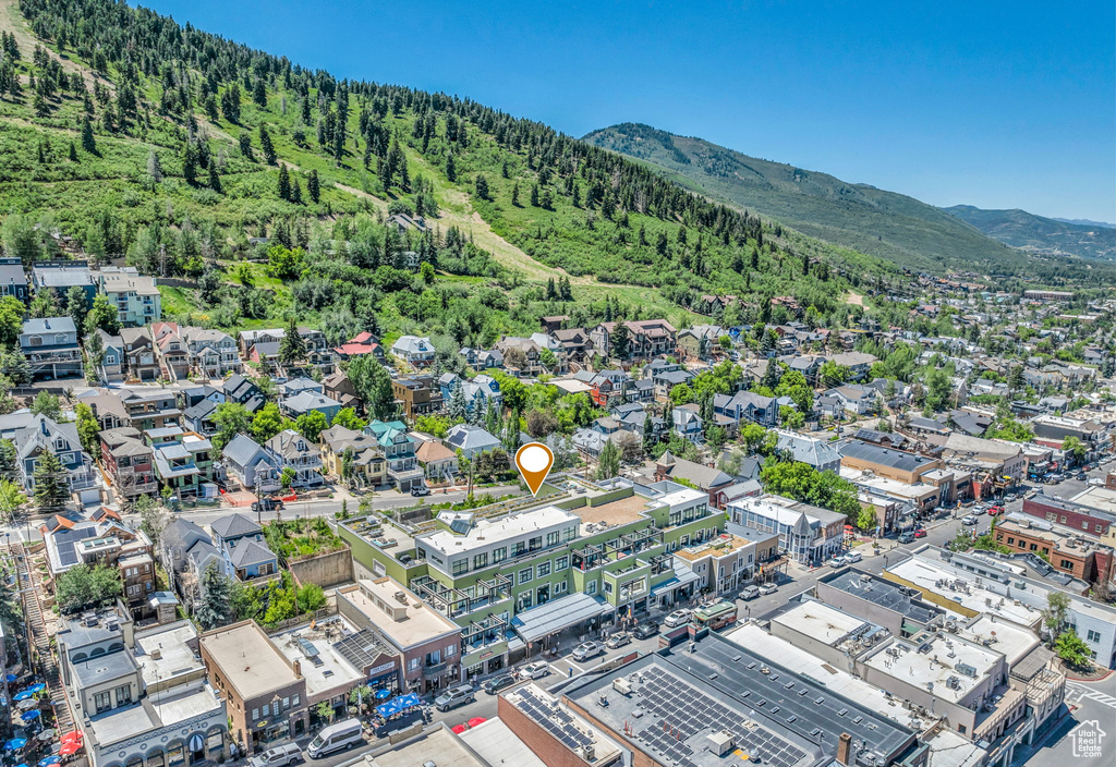 Bird's eye view of a mountainous background
