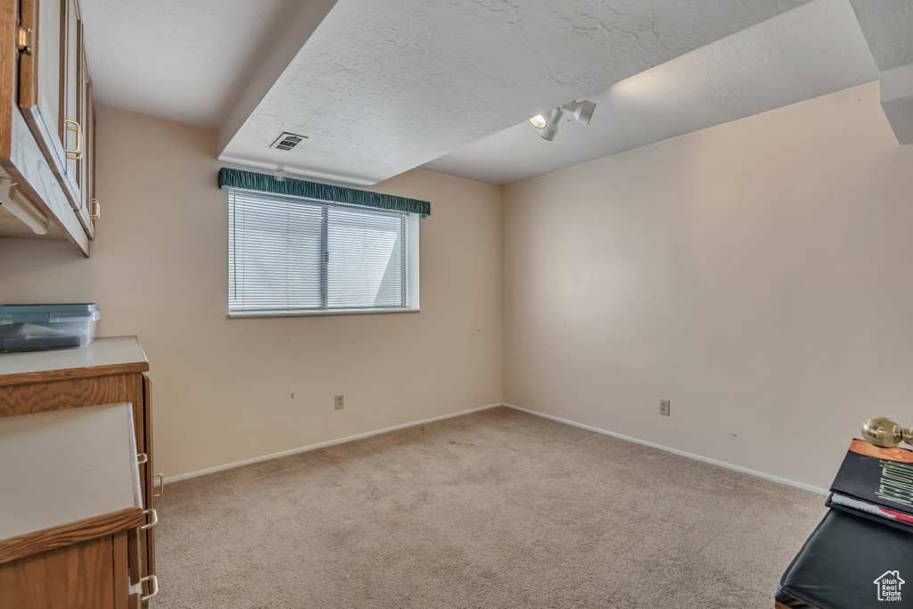 7305 S AUTUMN MEADOW CIR West Jordan, UT 84084