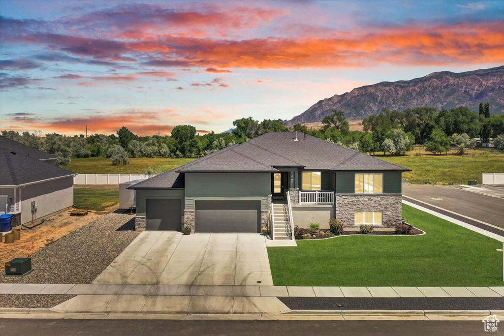 2106 W 2000 N Farr West, UT 84404