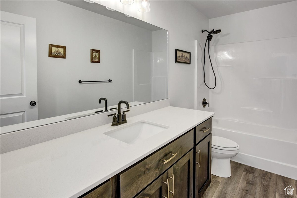 2106 W 2000 N Farr West, UT 84404