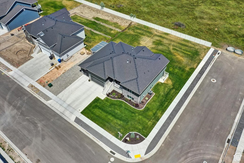 2106 W 2000 N Farr West, UT 84404