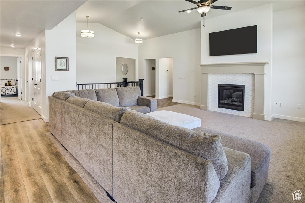 2106 W 2000 N Farr West, UT 84404