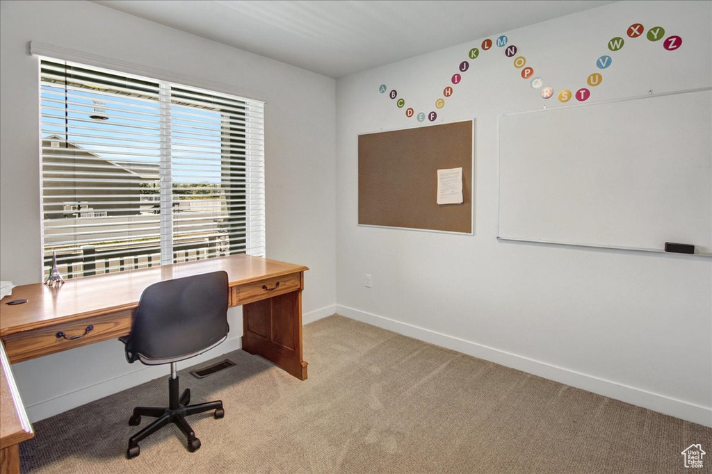 2106 W 2000 N Farr West, UT 84404