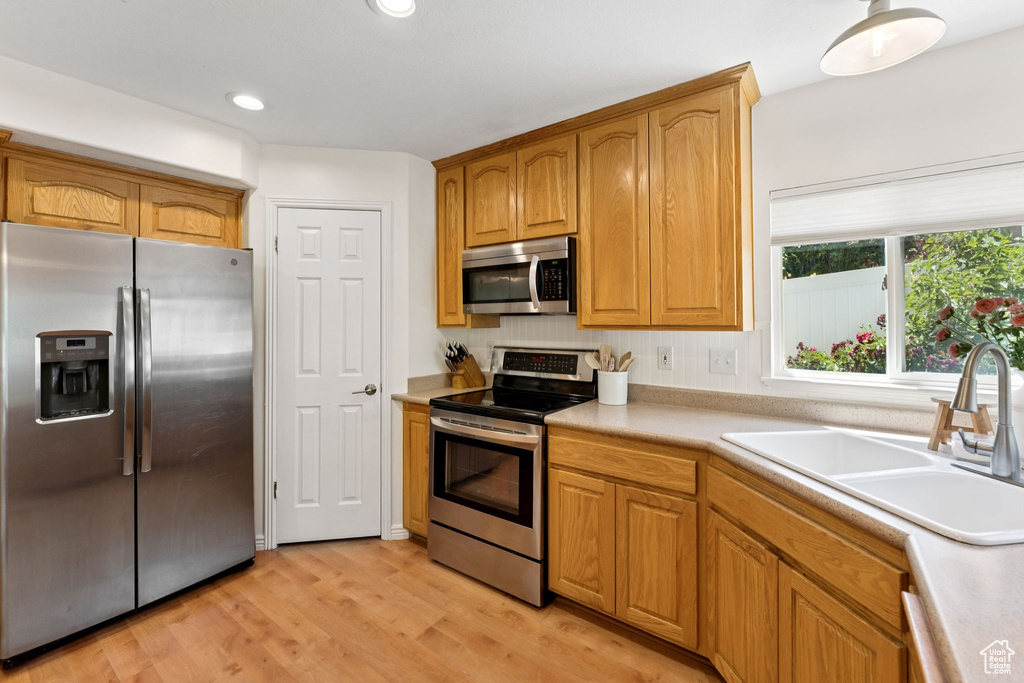 2401 N 1400 E Layton, UT 84040