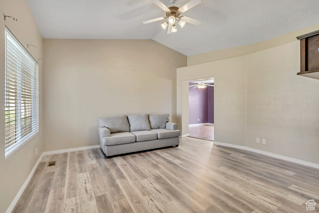 3915 W 700 S Syracuse, UT 84075