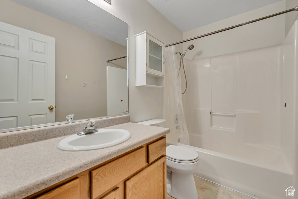 3915 W 700 S Syracuse, UT 84075