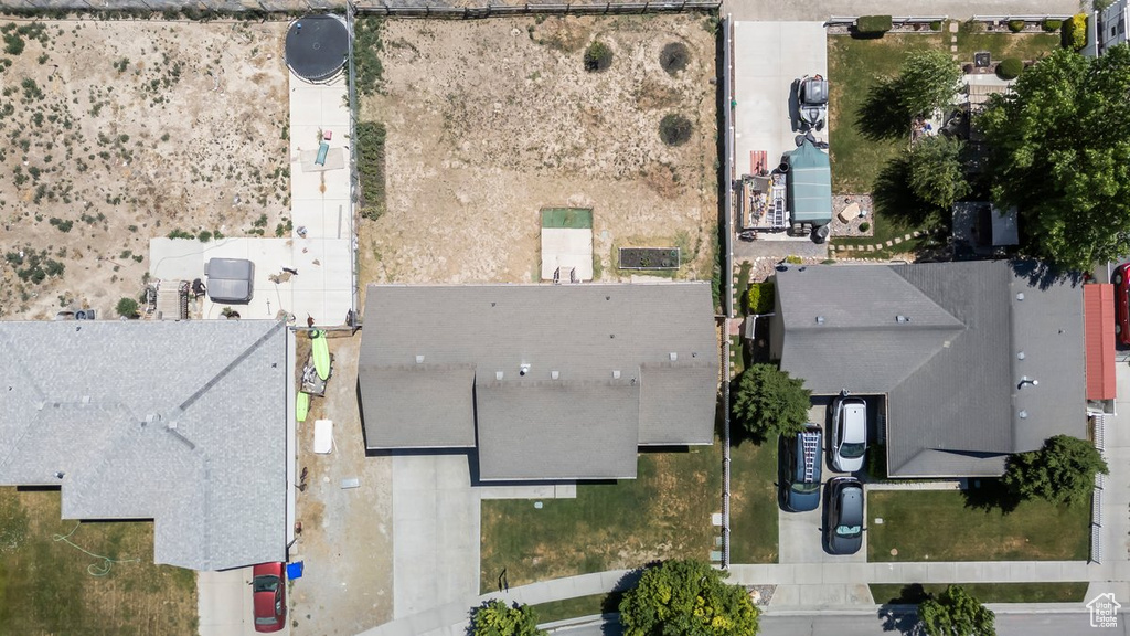 Aerial view of property and surrounding area