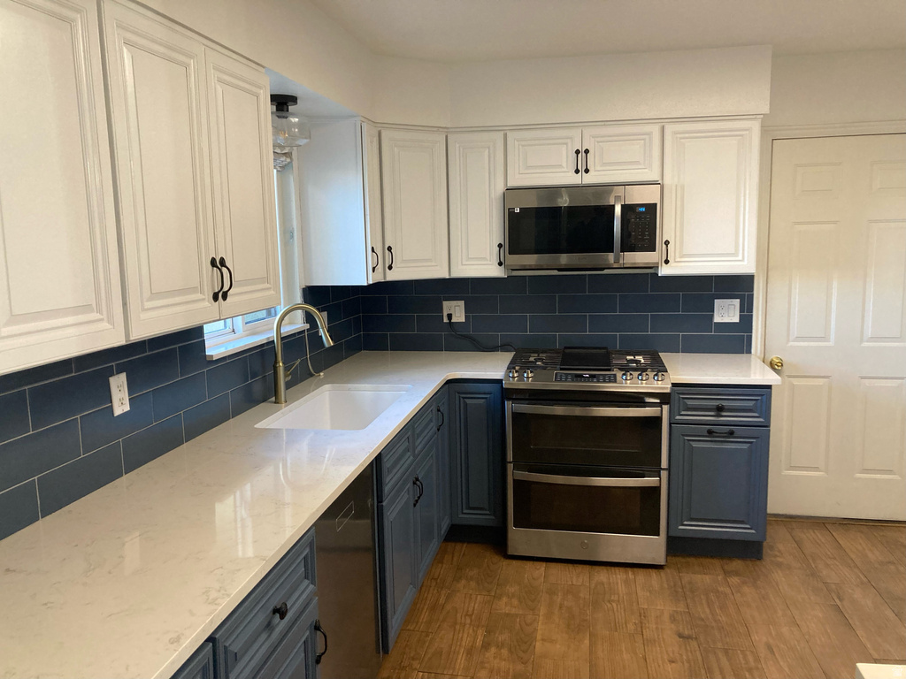 775 E AUTUMN FIELD DR Sandy, UT 84094