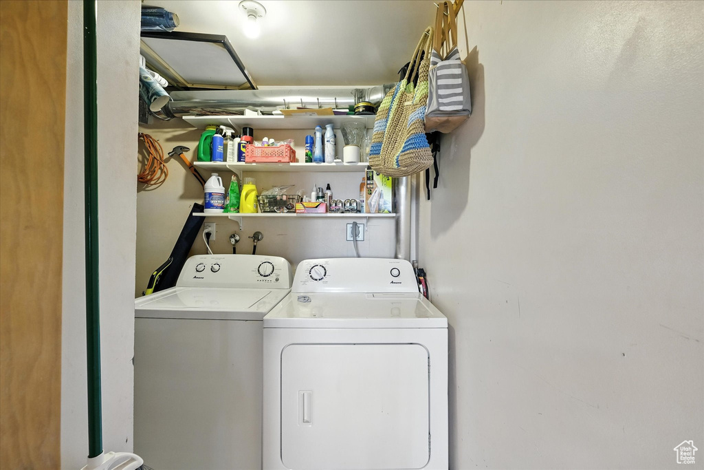 Laundry area featuring washer and clothes dryer