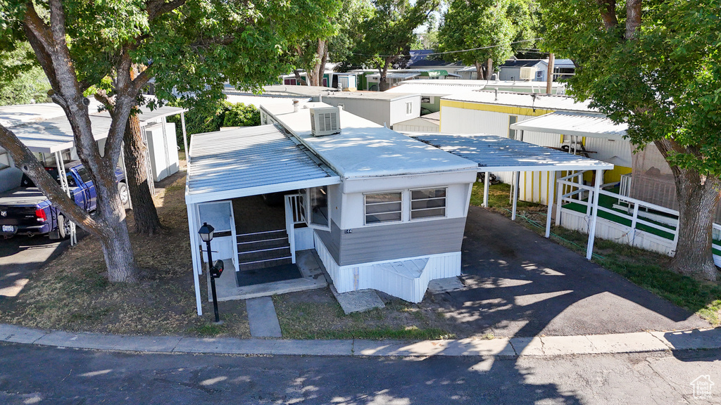 Photo 14 for MLS #2093734 at 144 E Garden Park Cir