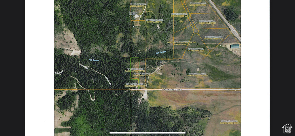 Aerial overview of property's location featuring property boundaries highlighted