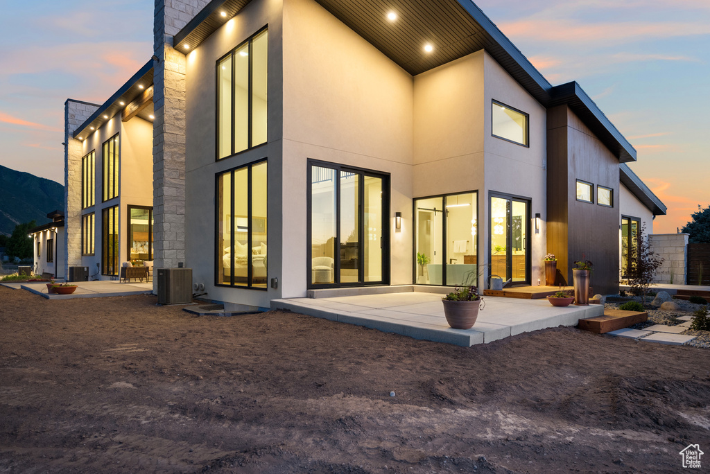 1882 N MAIN ST Mapleton, UT 84664