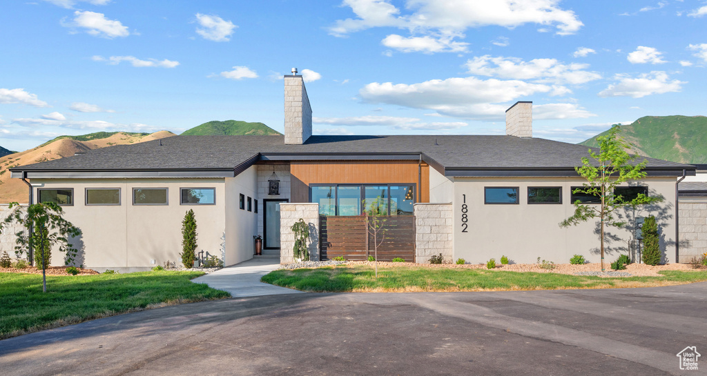 1882 N MAIN ST Mapleton, UT 84664