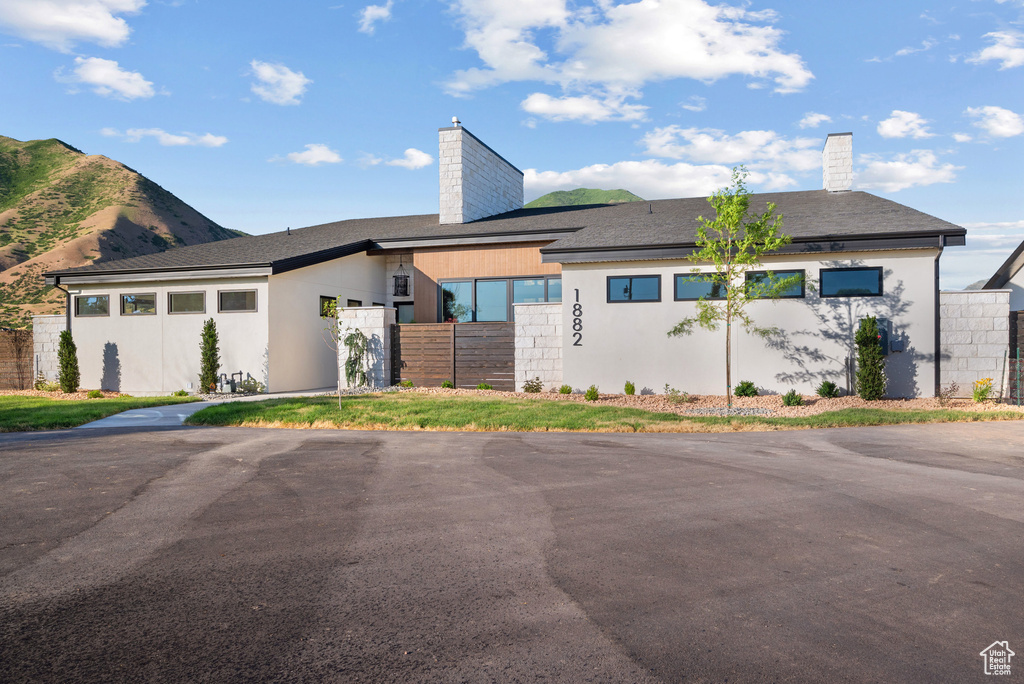 1882 N MAIN ST Mapleton, UT 84664